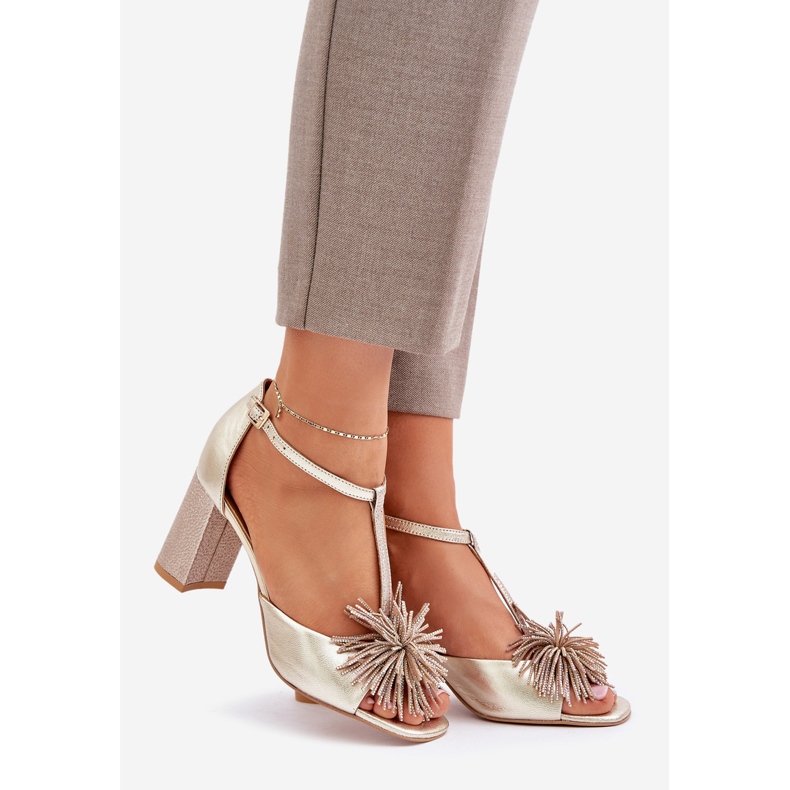 Ledersandalen mit hohem Absatz und Verzierung Laura Messi 2758 Gold golden 1