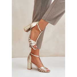 Natürliche Ledersandalen auf dem Laura Messi 2766 Zloty Post golden 5