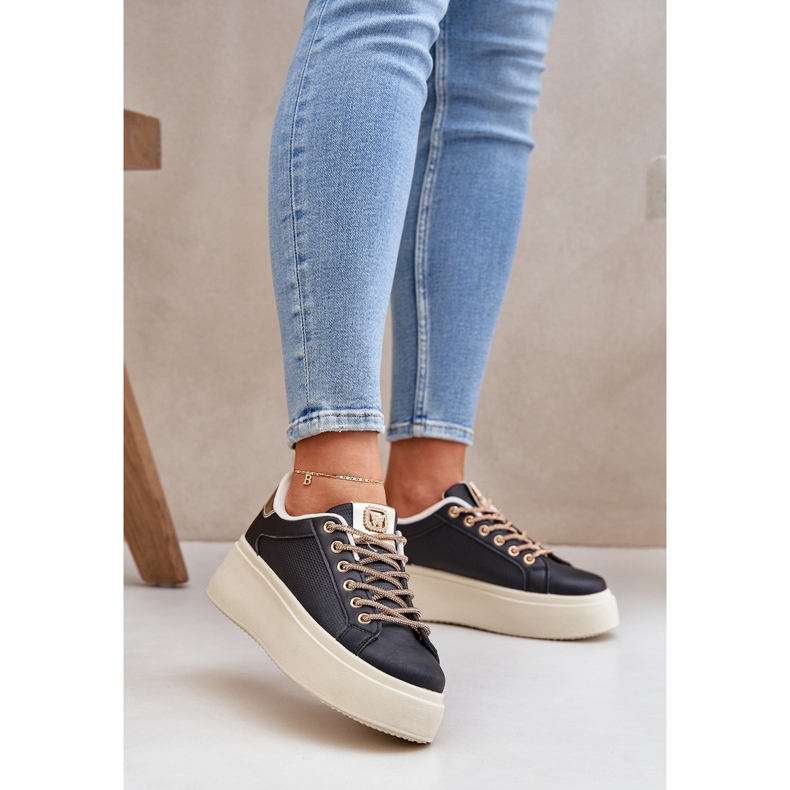 Turnschuhe auf einer Plattform mit dekorativen Schnürsenkeln schwarz 1