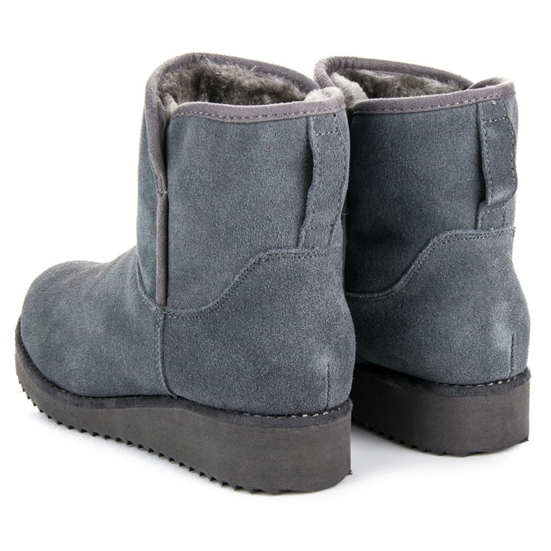 Coco Perla Mukluki auf der Plattform grau 1