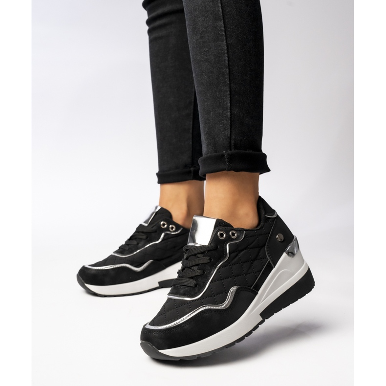Frauen -Sneaker Veltara Black schwarz 2