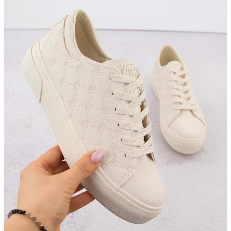 Big Star der Frauen RR274336 Beige Sneakers 1