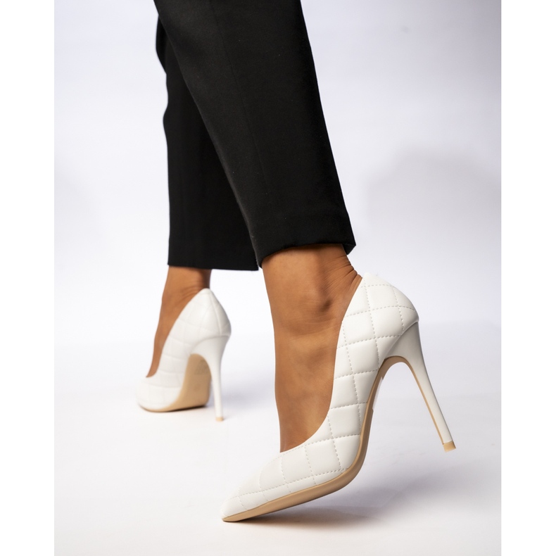 Frauen in Novara White Pumps weiß 2