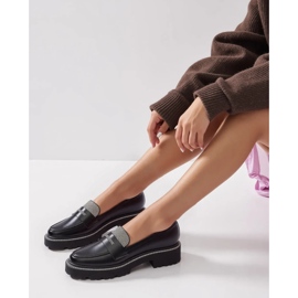 Schwarze Ladungsstätten für Frauendienste 2