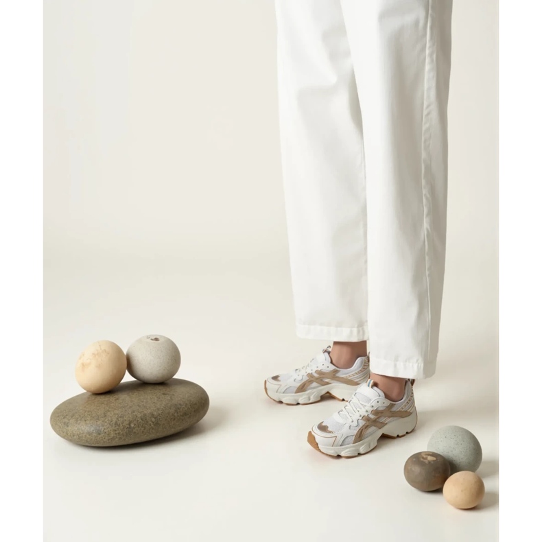 Beige Sneakers für Frauen 1