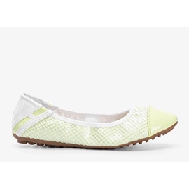 D/GMR Debbies grüne pastelllackierte Ballerinas weiß 1