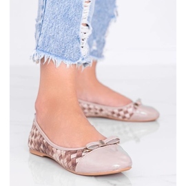 D/GMR Beige Ballerinas mit geflochtenem Broadway-Muster 1