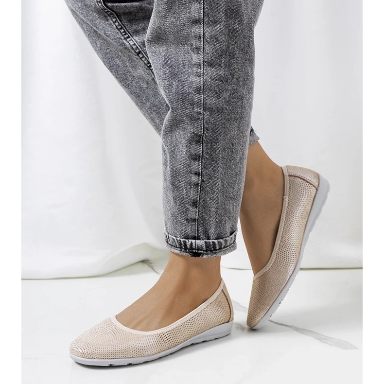 D/GMR Elmas Ballerinas aus beigefarbenem Leder 2