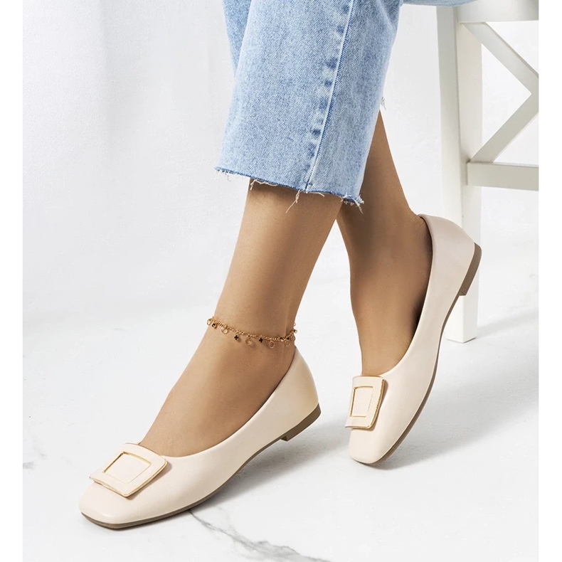 D/GMR Beigefarbene Ballerinas von Purvis 1