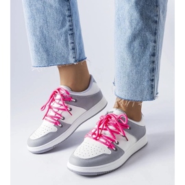 D/GMR Weiße Retro-Sneaker von Shari 1