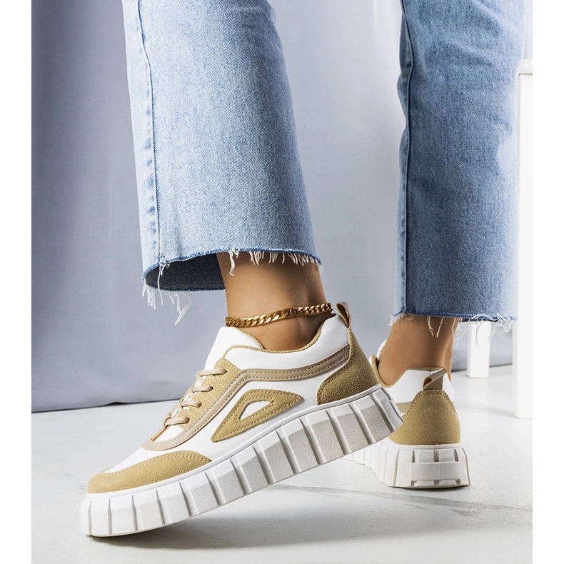 D/GMR Beige Plateausneaker von Robyn 2