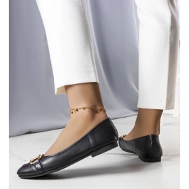 D/GMR Schwarze Ballerinas mit Goldverzierung von Iris 1