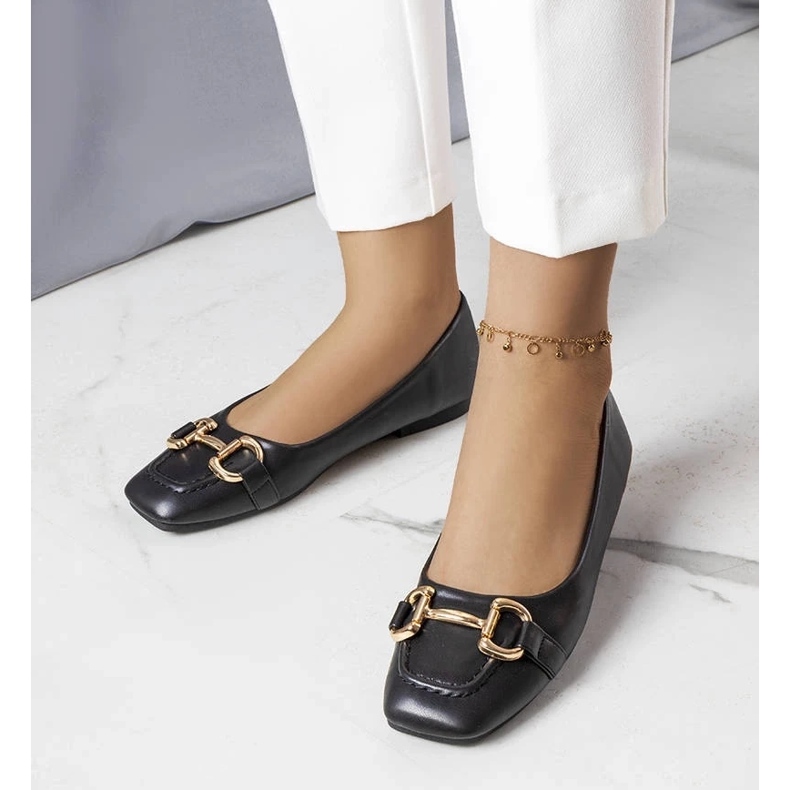 D/GMR Schwarze Ballerinas mit Goldverzierung von Iris 2