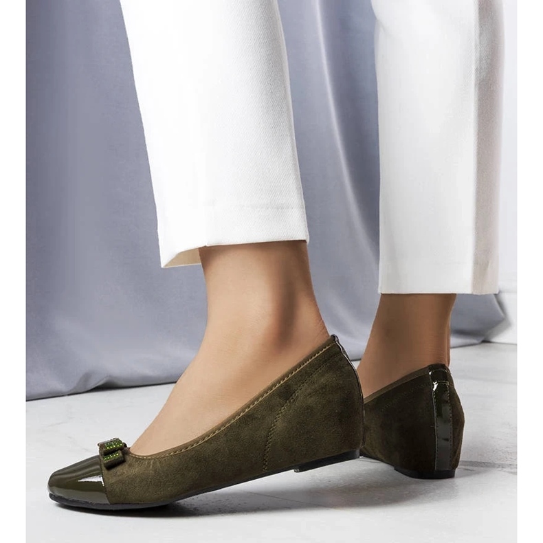 D/GMR Grüne Ballerinas mit Indoor-Keilabsatz von Cailot 2