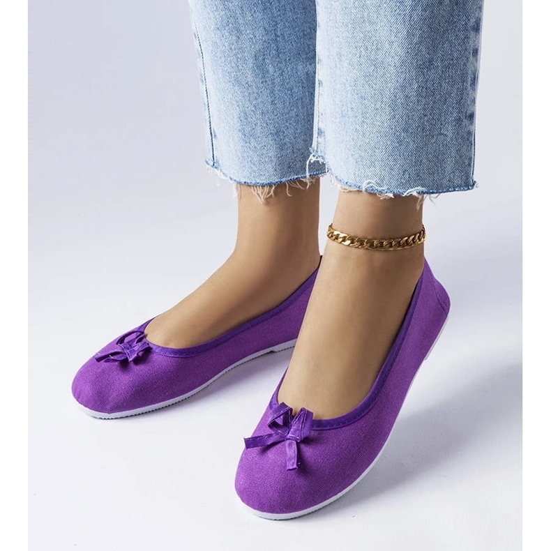 D/GMR Lila Ballerinas aus Stoff von Gendron 1