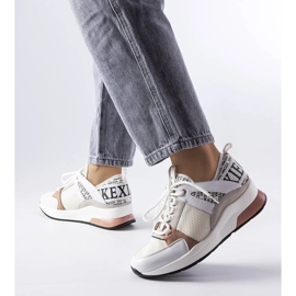 D/GMR Weiße und rosa Sneaker von Vincez 2