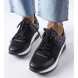 D/GMR Schwarz -Weiß -Turnschuhe Vinceza 2