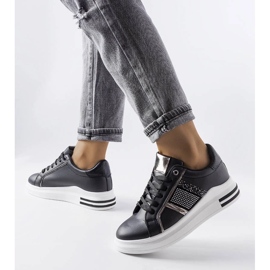 D/GMR Schwarze Turnschuhe mit Xarles-Strasssteinen verziert 2