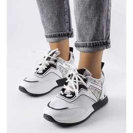 D/GMR Weiße Sneaker mit goldenen Elementen von Bedord 1