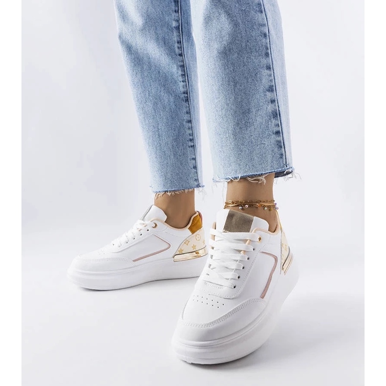 D/GMR Weiße Sneakers mit beigen Einsätzen von Margarita 2