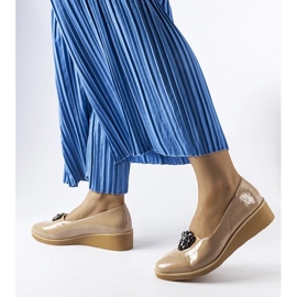 D/GMR Beige lackierte Ballerinas mit Mellori-Verzierung 2