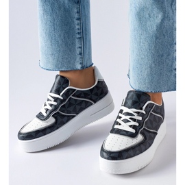 D/GMR Schwarze Turnschuhe, verziert mit dem Sands-Monogramm 2