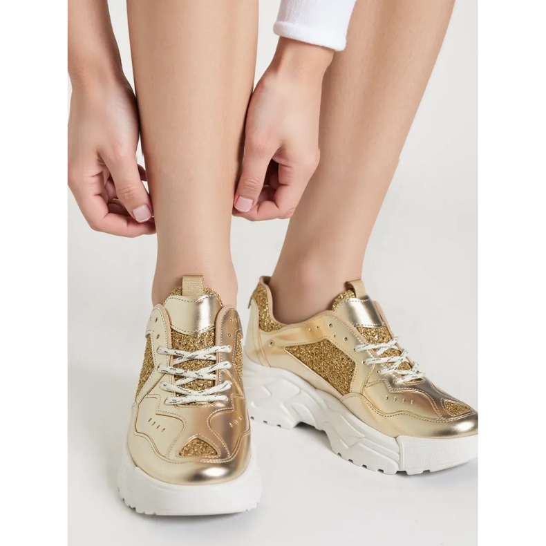 Frauen -Sneaker Lumina Gold golden 1