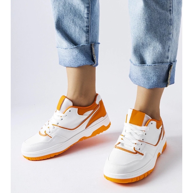 D/GMR Weiße und orangefarbene Barrette-Sneaker 1