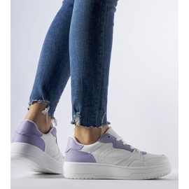D/GMR Weiße Sneakers mit violetten Fournie-Akzenten 2