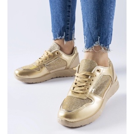 D/GMR Beige-goldene Sneakers mit Zierfaden von Facondo 1