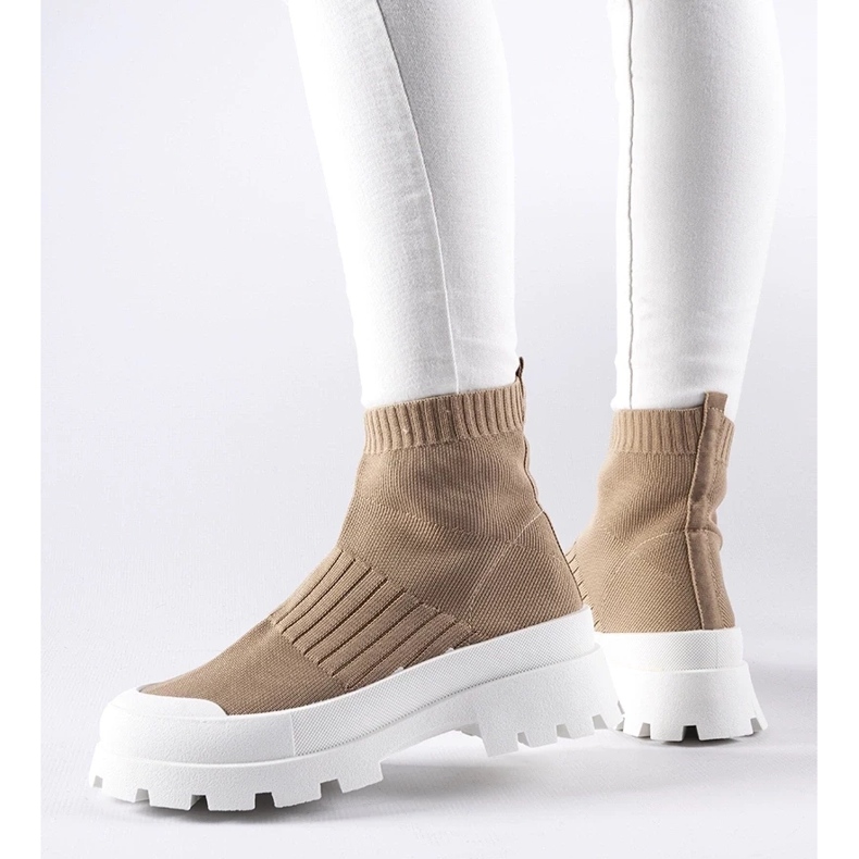 D/GMR Braune Sneakers mit flexiblem Obermaterial Varden 1