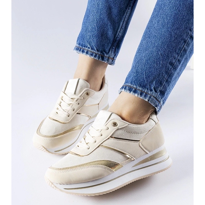 D/GMR Beigefarbene Sneakers auf der Nutter-Plattform 2