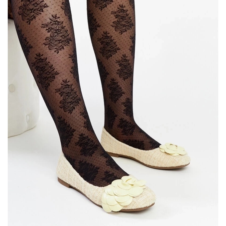 D/GMR Gelbe Ballerinas mit dekorativer Mateja-Blume 1