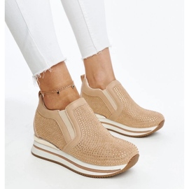 D/GMR Braune Cadelaria-Keilsneaker 2