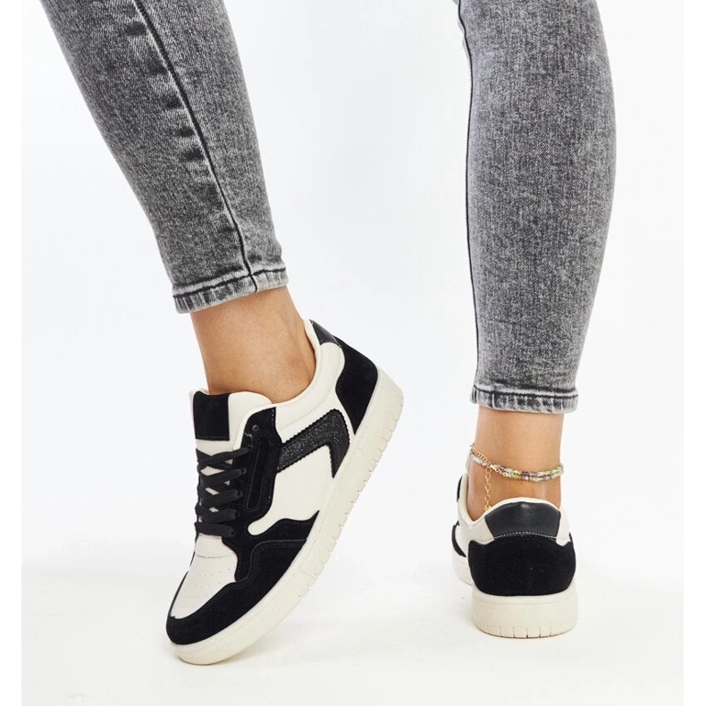 D/GMR Weiße und schwarze Glitzer-Sneaker von Juwan 2