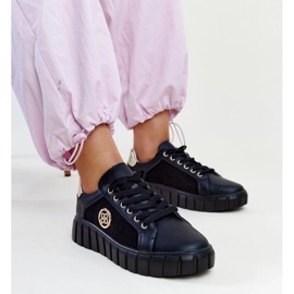 Schwarze Ledersneaker mit massiver Viera-Sohle 1