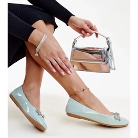 Grüne Lack-Ballerinas mit dekorativer Schleife von Totani 2