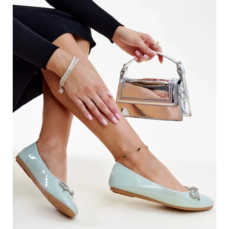 Grüne Lack-Ballerinas mit dekorativer Schleife von Totani 2