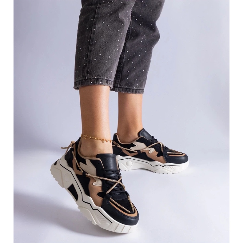 D/CEO Schwarze Sneakers, verziert mit einer Valdez-Zirkonkette 2