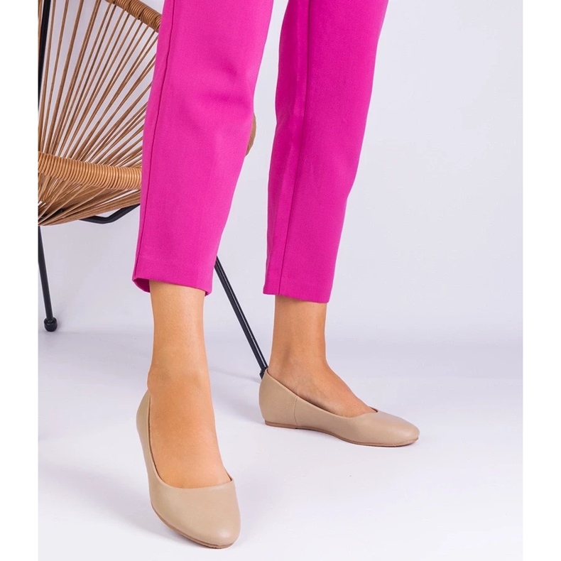 D/CEO Beige Ballerinas auf einem versteckten Keil der Eco -Leder -Savelia 2