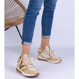 Brown Damen -Sneaker auf einem versteckten Keil braun 1