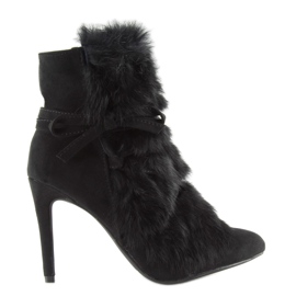 Schwarze Stiefel auf hohem Absatz mit Fell schwarz 1319 Schwarz 2