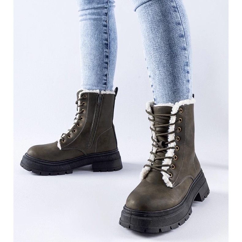 D/CEO Grüne isolierte Stiefel von Tadasuni 1