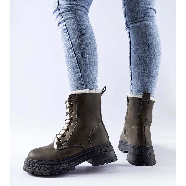 D/CEO Grüne isolierte Stiefel von Tadasuni 2