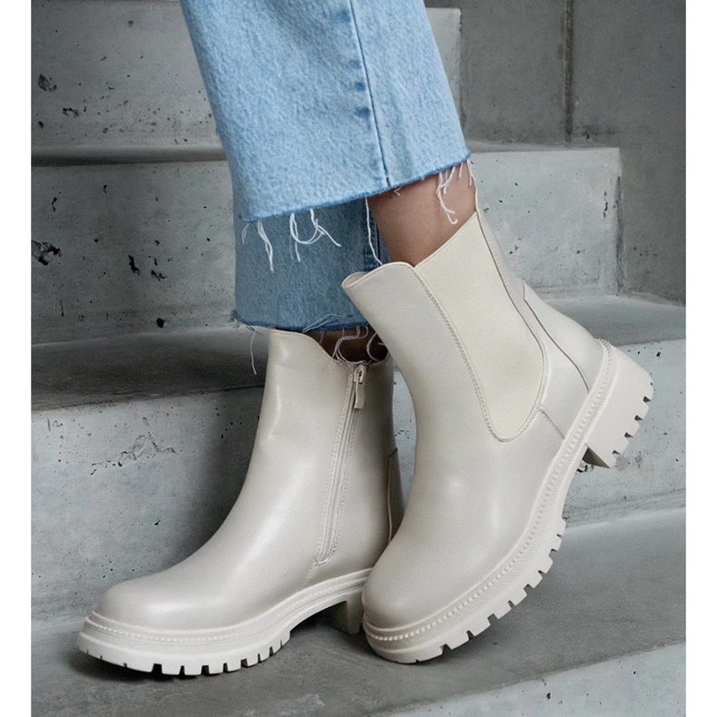 D/CEO Beige isolierte Stiefel mit Reißverschluss, Faux-Wildleder Alia 2