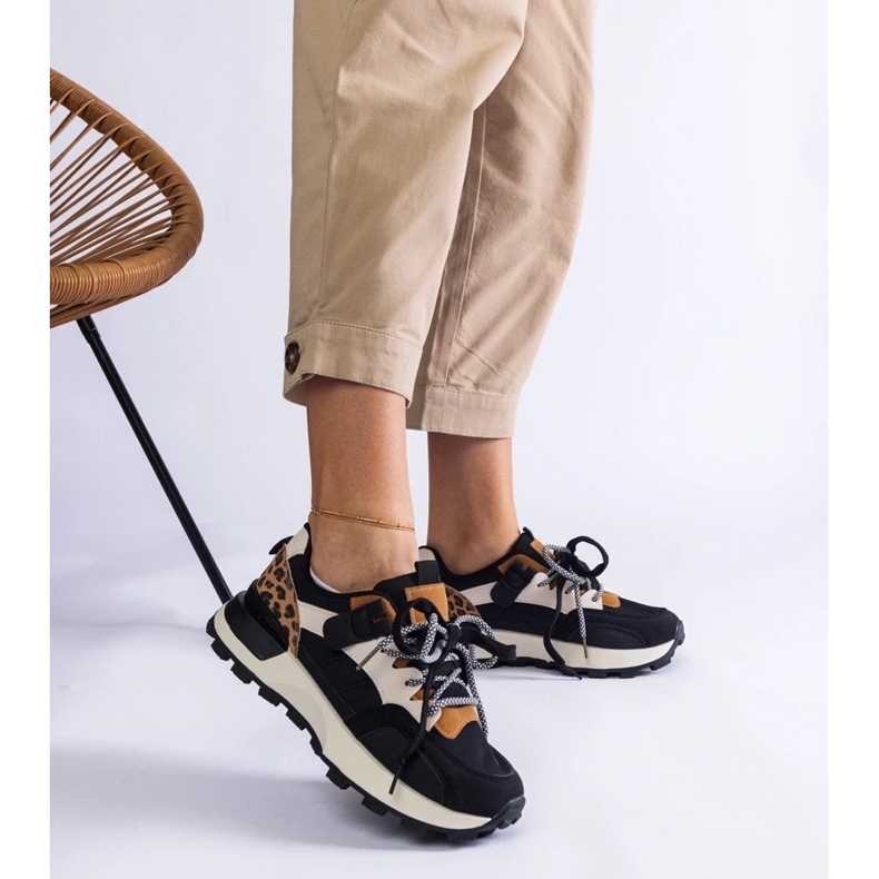 D/CEO Schwarze Turnschuhe mit einem Tiermotiv Soria dekoriert 2