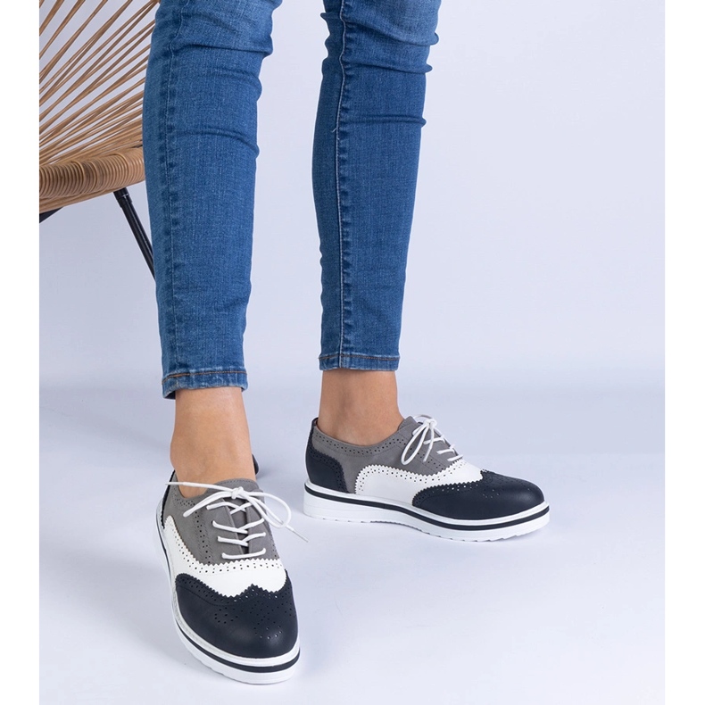 Schwarze klassische Oxford -Schuhe 1