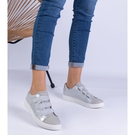 Silber Frauen -Turnschuhe mit Klettverschluss befestigt 1