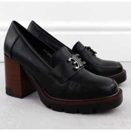 Frauenschuhe auf dem schwarzen Potocki -Pfosten mit Dekoration SZ12403 2