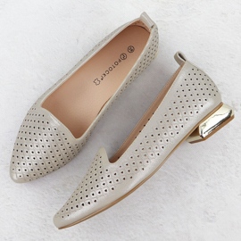 Frauenschuhe auf einem dekorativen Fersenöffnungs -Beige Potocki SZ12574 2